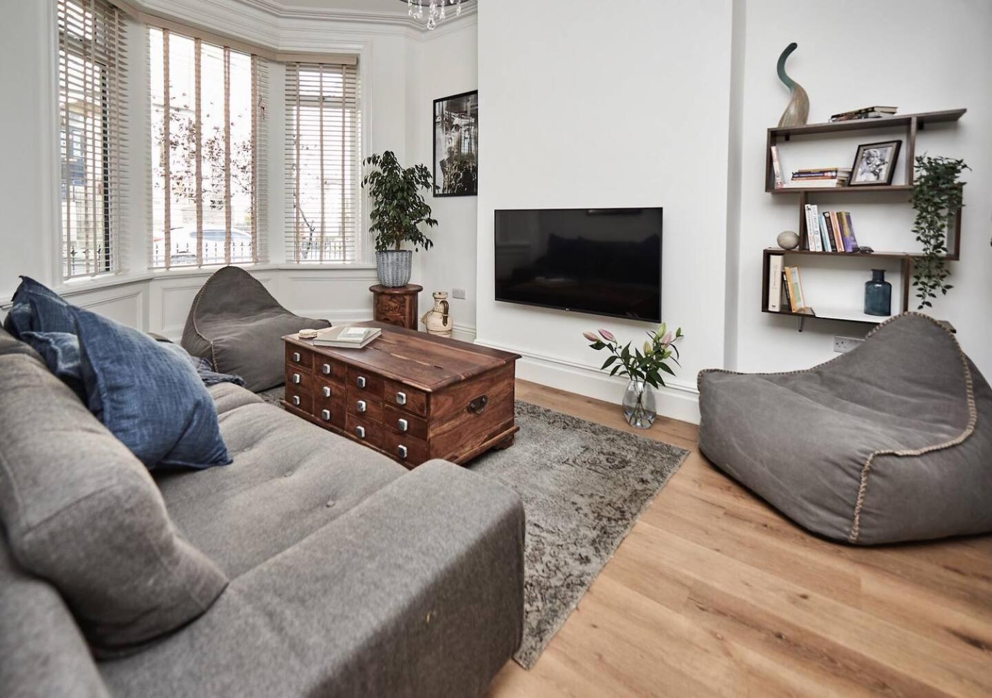 Pendle-Walking-3 Bed- Exec Contractor & Long Stay! Colne  Exteriör bild