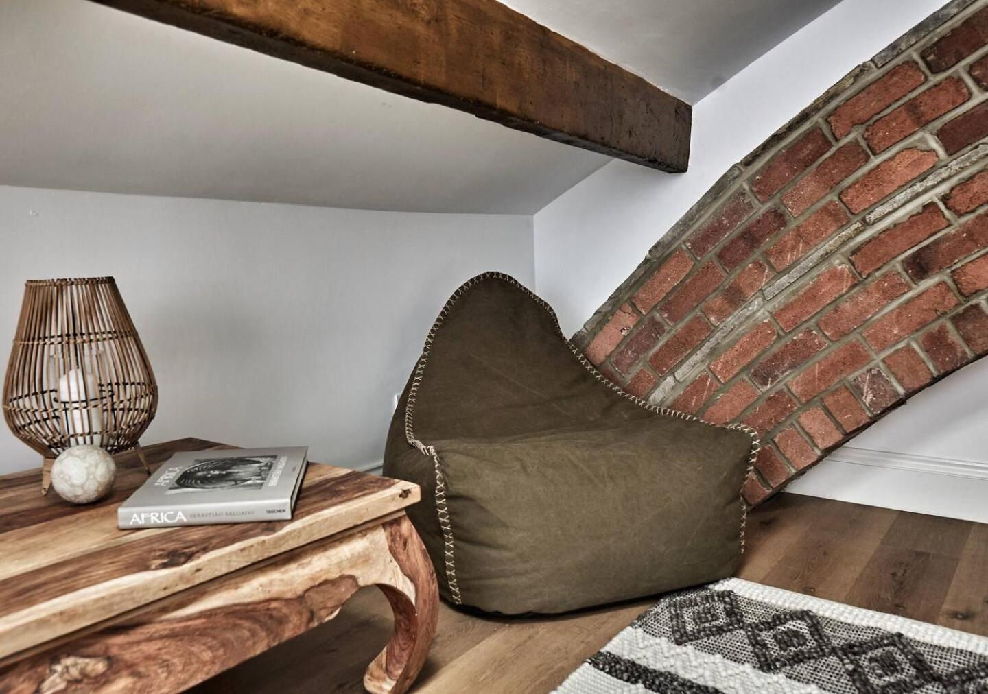 Pendle-Walking-3 Bed- Exec Contractor & Long Stay! Colne  Exteriör bild